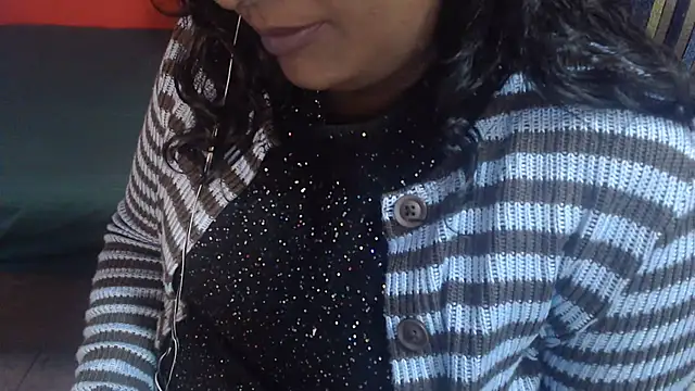 INDIANSIN2 live XXX chat