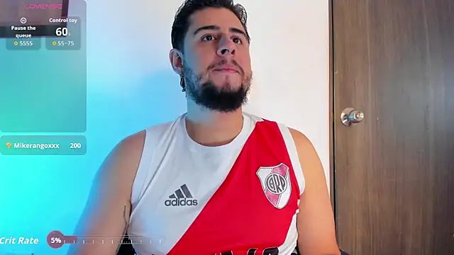 Chat +18 de Ryan_evannss_ ao vivo