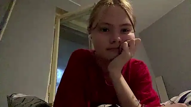 VerdieVillanveva's Live XXX Chat