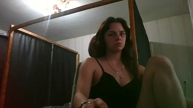 EthelsLover's Live XXX Chat