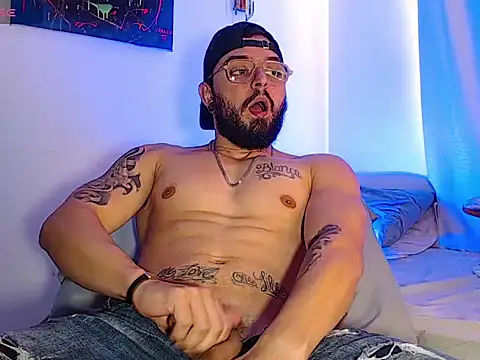 Axel_Stton 即時 XXX 聊天