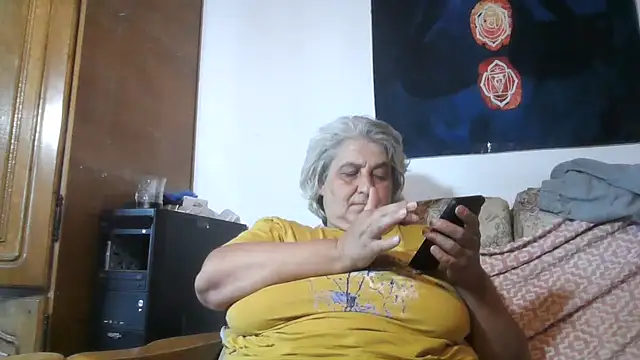 Chat +18 de ExquisiteMature ao vivo