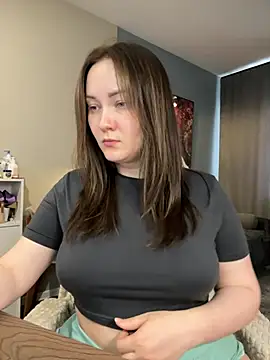 Kiss_My_Body's Live XXX Chat