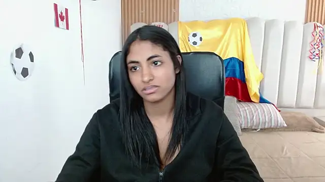 shaneelle 现场XXX聊天