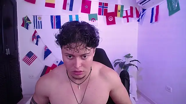 Show modela fucking_bear_ na web-kameri
