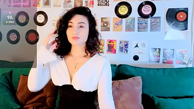 Maya_Rogerss' Live XXX Chat