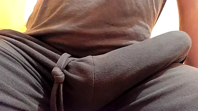 gae89tano Show in webcam