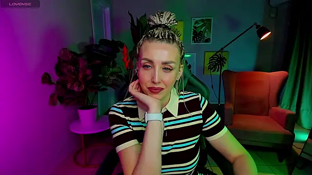 Živý XXX chat MonicaRiley