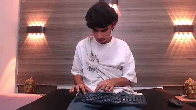 Kevin_Brooks1's Live XXX Chat