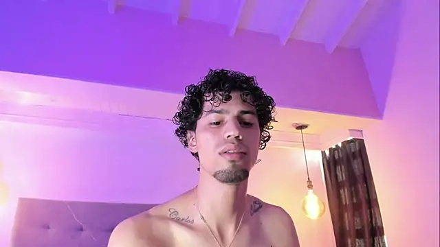 Czat XXX na żywo – MichaelEvanss_