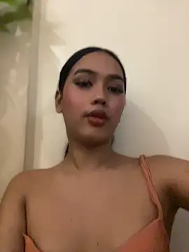 sexyasiancock_yllana Show in webcam