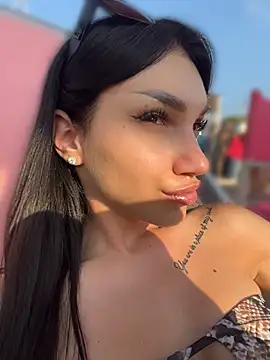 Webkamerová show ilariea_girl