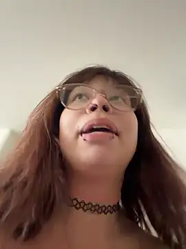 moan4mona's Webcam Show