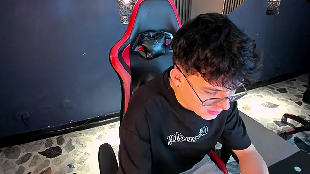 Chat XXX en directo de AngeloBocellii