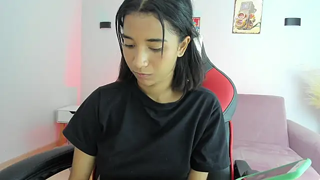 Emily_bruss 라이브 XXX 채팅