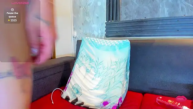 Brianhot0F লাইভ XXX চ্যাট