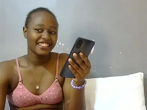Petite_Ebony10のライブXXXチャット