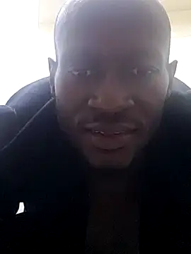TallandBigEbony Show in webcam