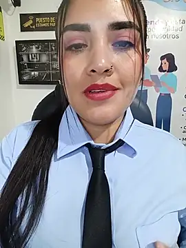 MAYE__13 – webcam-show