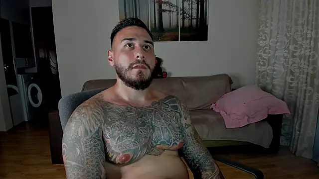 Chatroom XXX en direct de Gymdominus