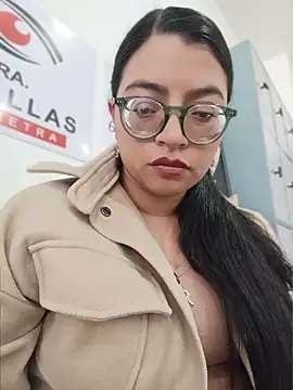 SOFI__10 Live XXX-chat