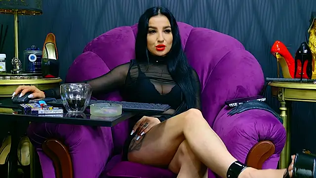VivianReeve Adlı Modelin Canlı XXX Sohbeti