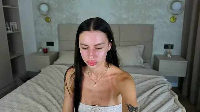Snow_WhiteeeX's Live XXX Chat