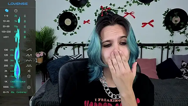 Czat XXX na żywo – LiraBelle