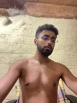 عرض كام Arabic_male07