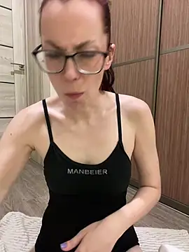 RussianGirls_ XXX чат на живо