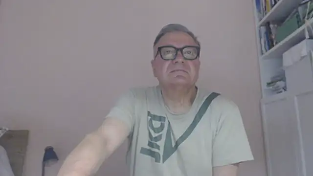 YOU6me's Live XXX Chat