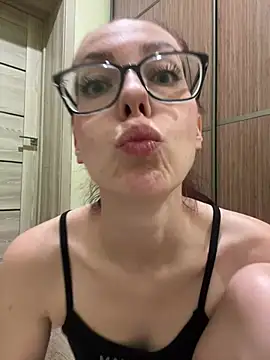 Show modela RussianGirls_ na web-kameri