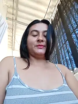 Czat XXX na żywo – Pussy-Hairy-Horny