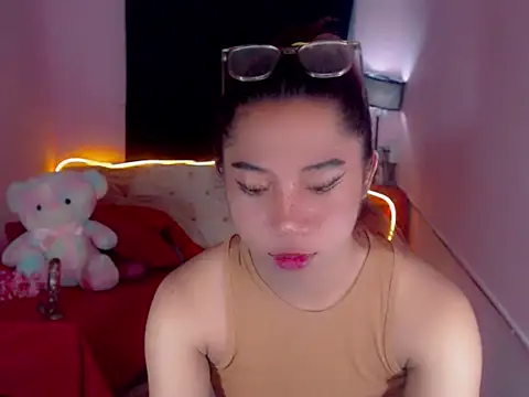 URsexyLylia Show Webcam