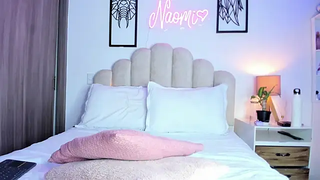 NaomiAsha Obrolan Langsung XXX