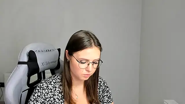 Regina_cute_ Obrolan Langsung XXX