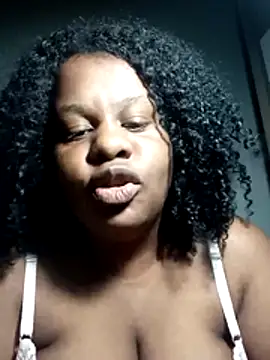 Show de EbonyEstela7 na webcam