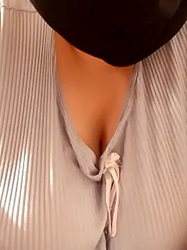 Hot_sixy Adlı Modelin Web Kamerası Şovu
