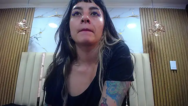 Naughty_Kittenm – Live XXX-chat