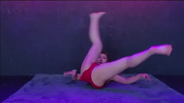 Rebel__Stage Live XXX-chat