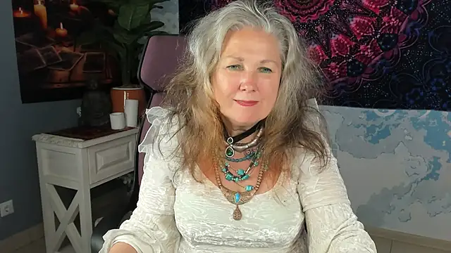 LilaMaharani's Live XXX Chat