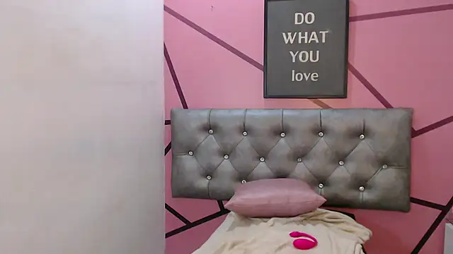 Dina_Ellis12n Webbikameraesitys