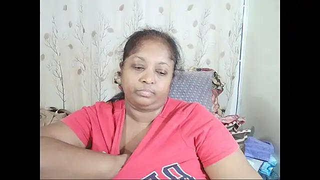 Chat XXX ao vivo de Indiantasha