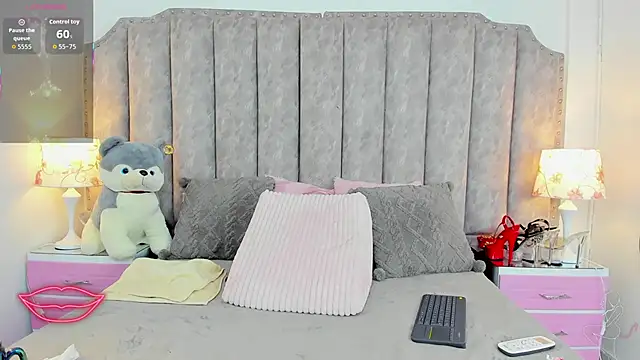 MarilynVega1 élő XXX-chatje