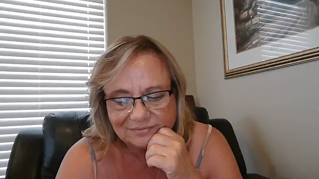 BustyAnnie's Webcam Show