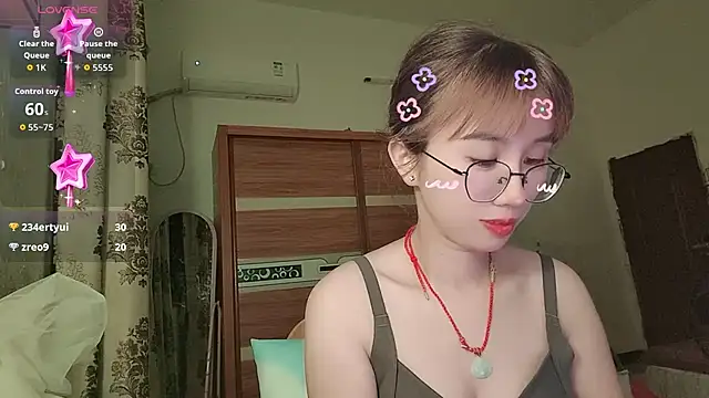 Lili_666 Chat XXX live