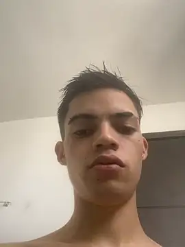 Онлайн чат XXX Latinos_2001