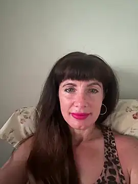 LadyLuxLover's Live XXX Chat