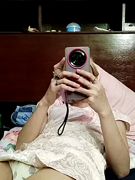 QueenSoreal Pertunjukan Webcam