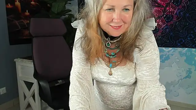 LilaMaharani's Live XXX Chat
